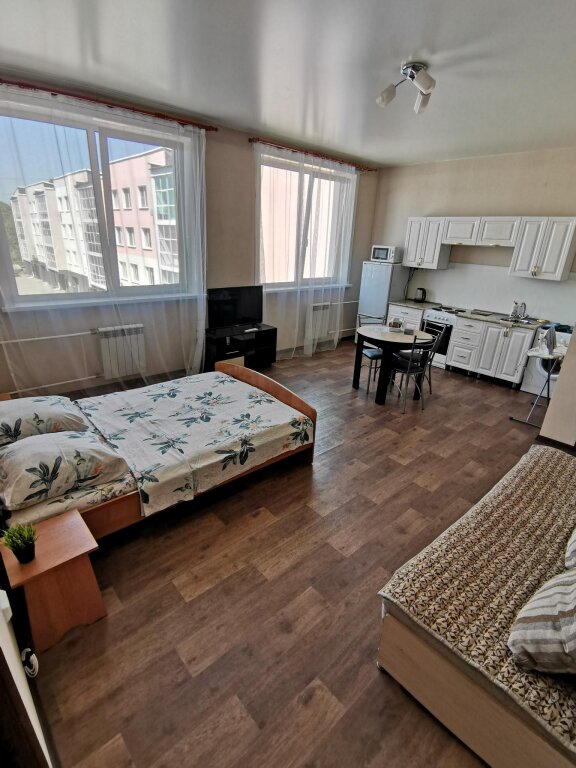 Standard Apartment Apartments on Verkhnyaya Embankment 145/11