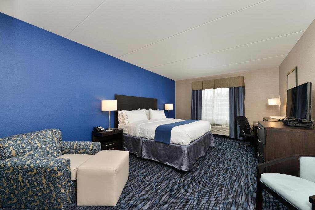 Двухместный номер Deluxe Holiday Inn Express & Suites Peekskill-Lower Hudson Valley, an IHG Hotel