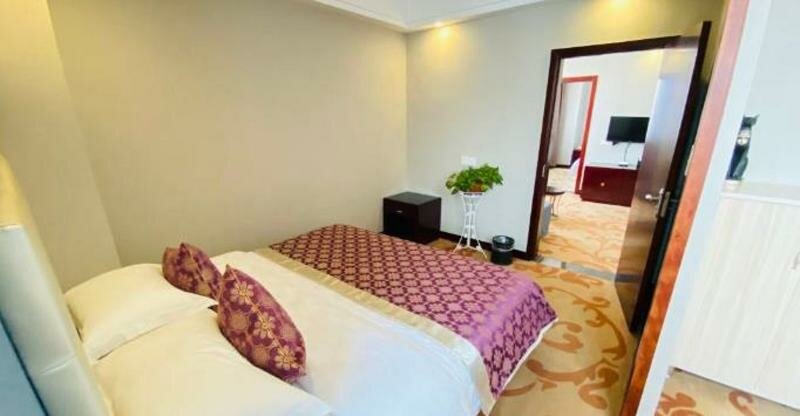 Suite Ramada Linyi North