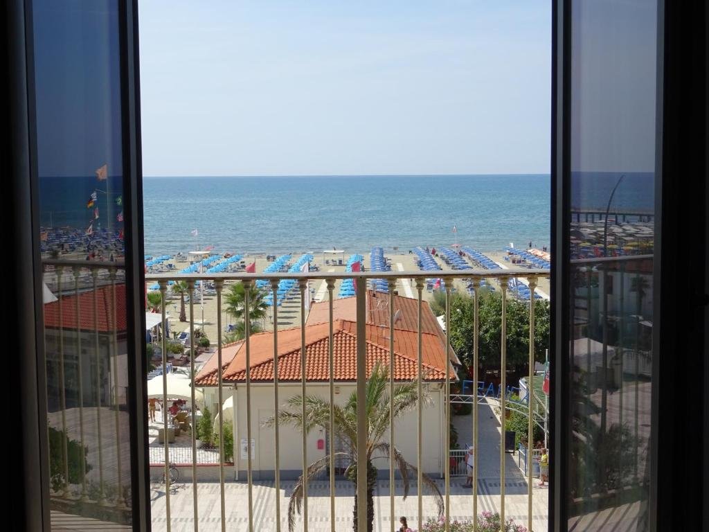 Одноместный номер Standard с балконом и с видом на море Hotel Sole E Mare