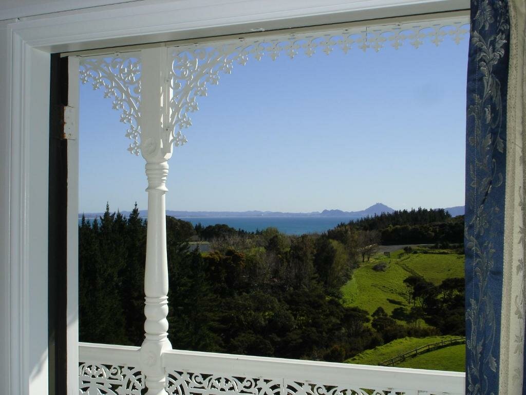 Standard Double room with sea view Country Homestead at Black Sheep Farm