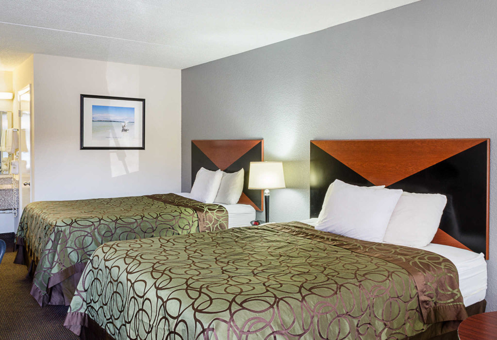 Standard Double room Rodeway Inn Panama City