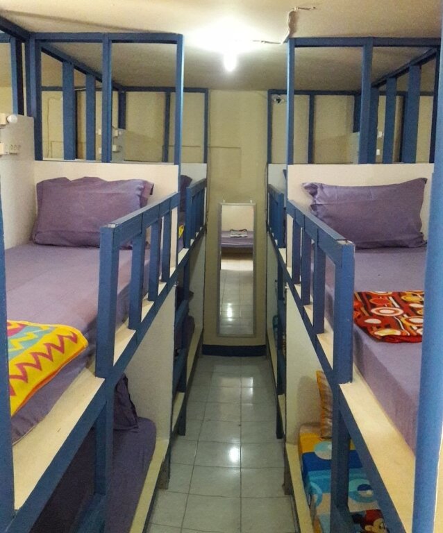 Кровать в общем номере Centro Hostel
