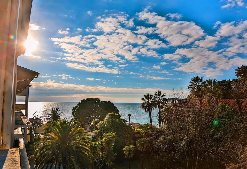 Old gagra hotel абхазия фото