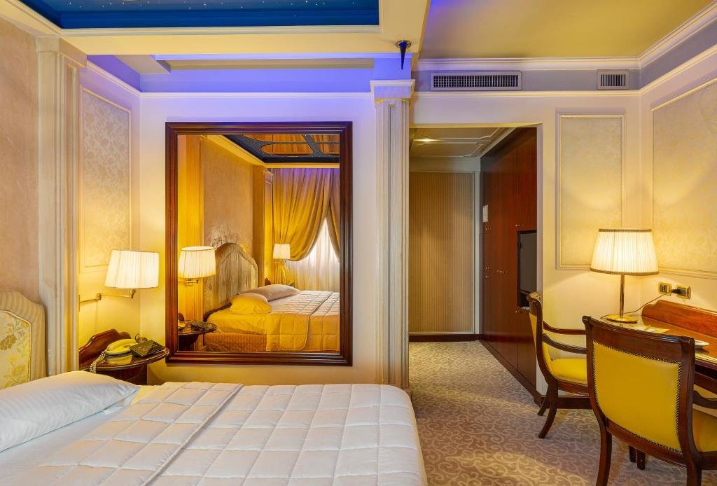 Standard room Dream Hotel