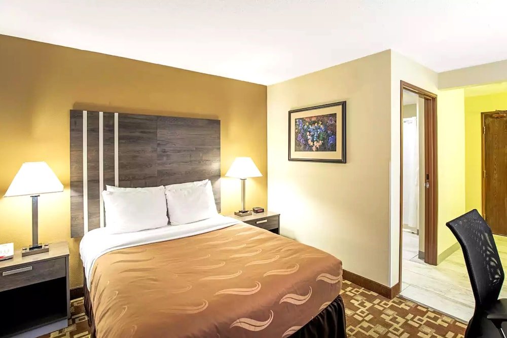 Habitación doble Confort Norwood Inn & Suites Milwaukee