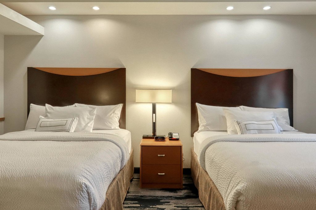 Номер Standard Fairfield Inn & Suites by Marriott Harrisburg West/New Cumberland