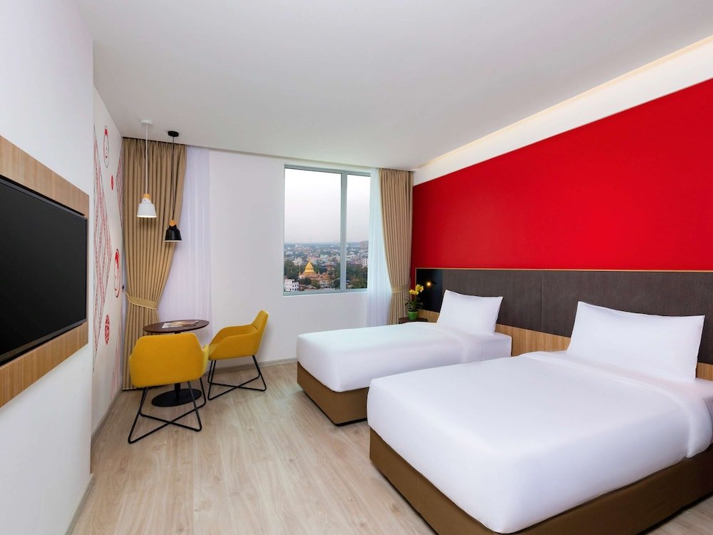 Superior Doppel Zimmer mit Stadtblick ibis Styles Mandalay Centre
