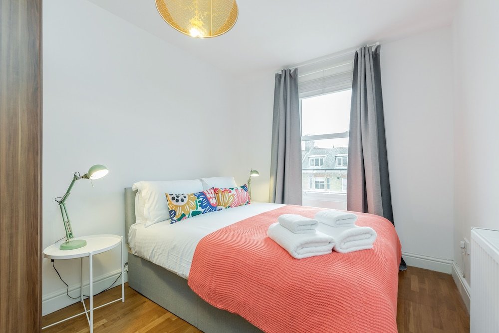 2 Bedrooms Apartment with city view WelcomeStay Clapham Junction 2 bedroom Apartment