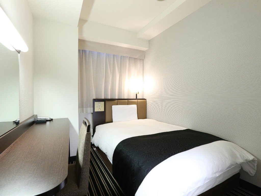 Single room APA Hotel Mita-Ekimae