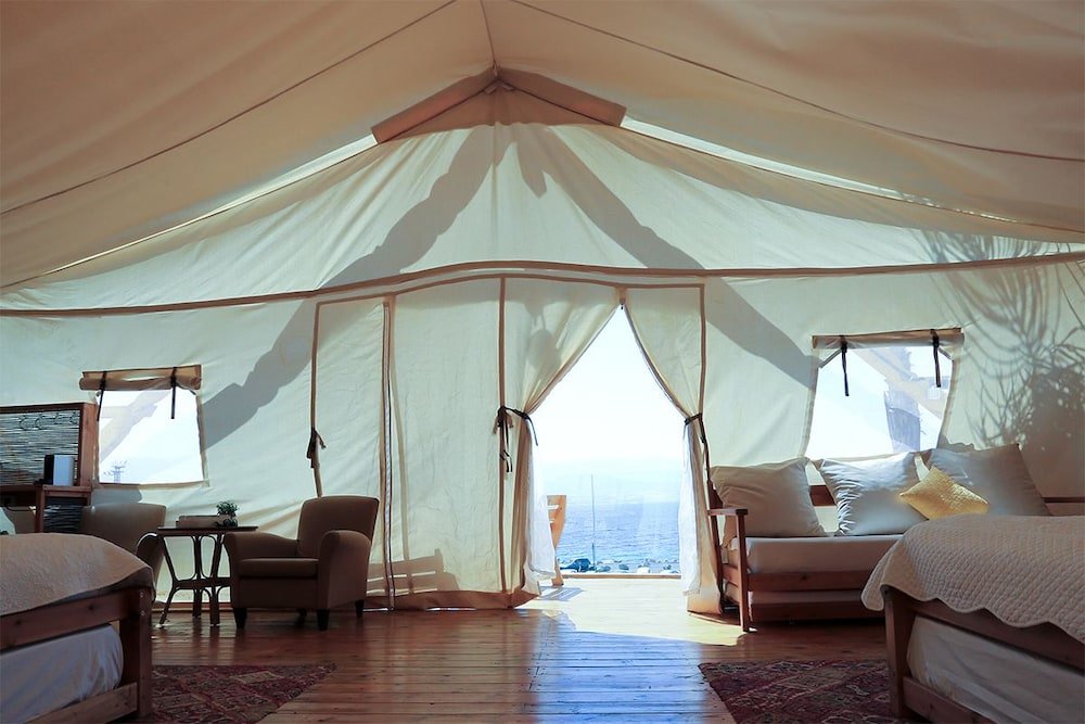 Family Tent with balcony and with sea view Colonia Rest House Glamping