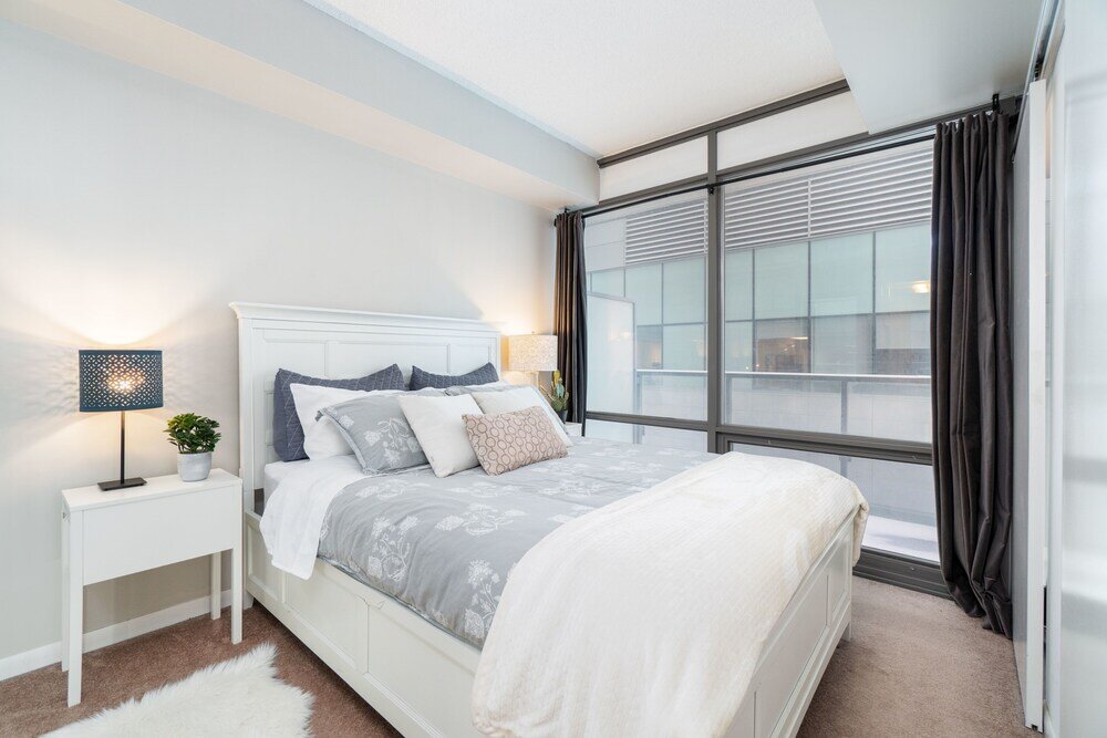 Апартаменты QuickStay - Luxurious 2-Bedroom Condo, Downtown Core