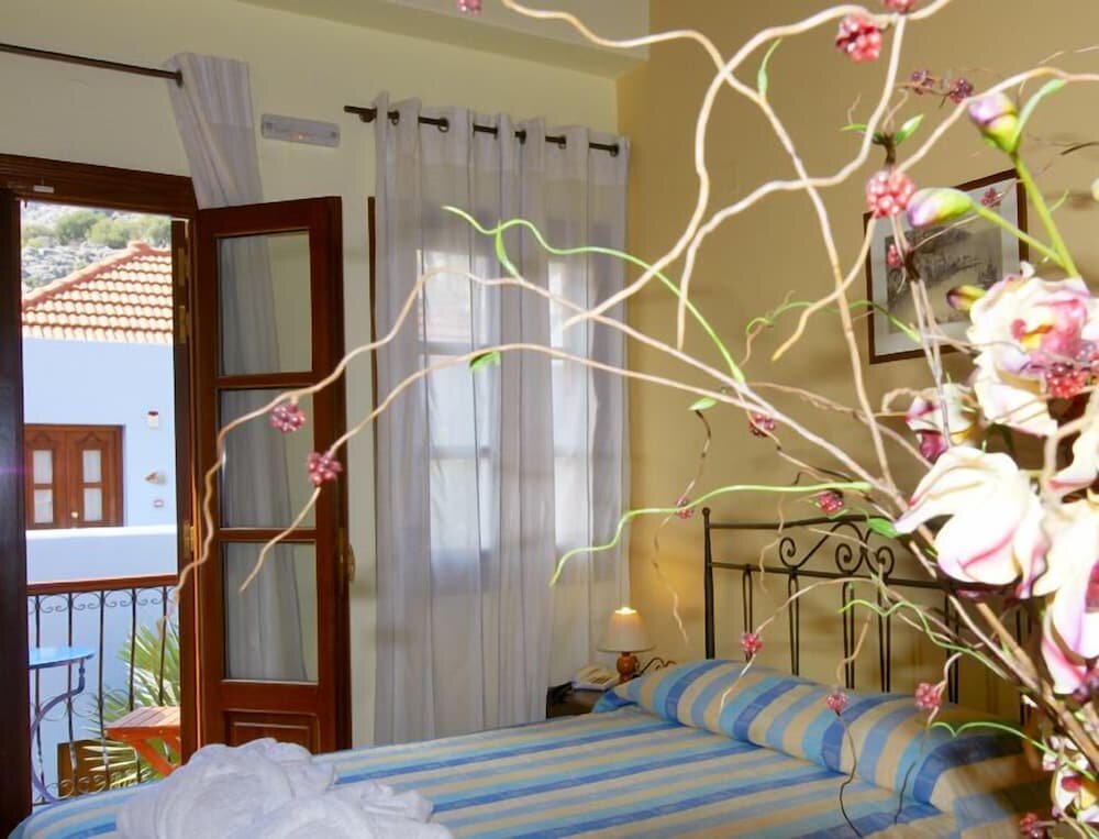 Standard double chambre avec balcon Iapetos Village