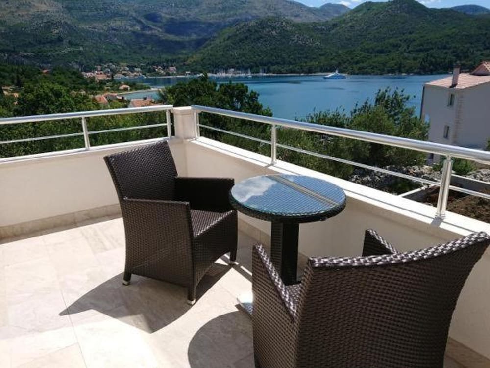 Standard Double room with balcony and with sea view Apartments by the sea Slano, Dubrovnik - 8599