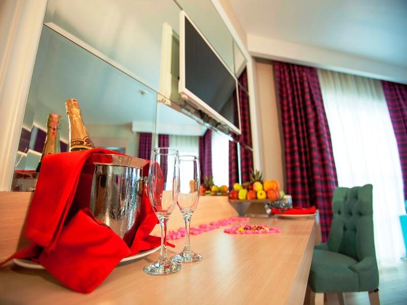 Standard Doppel Zimmer mit Balkon Azura Deluxe Resort & Spa