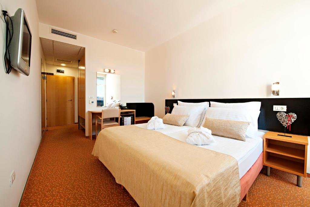 Habitación doble Estándar Radin - Sava Hotels & Resorts