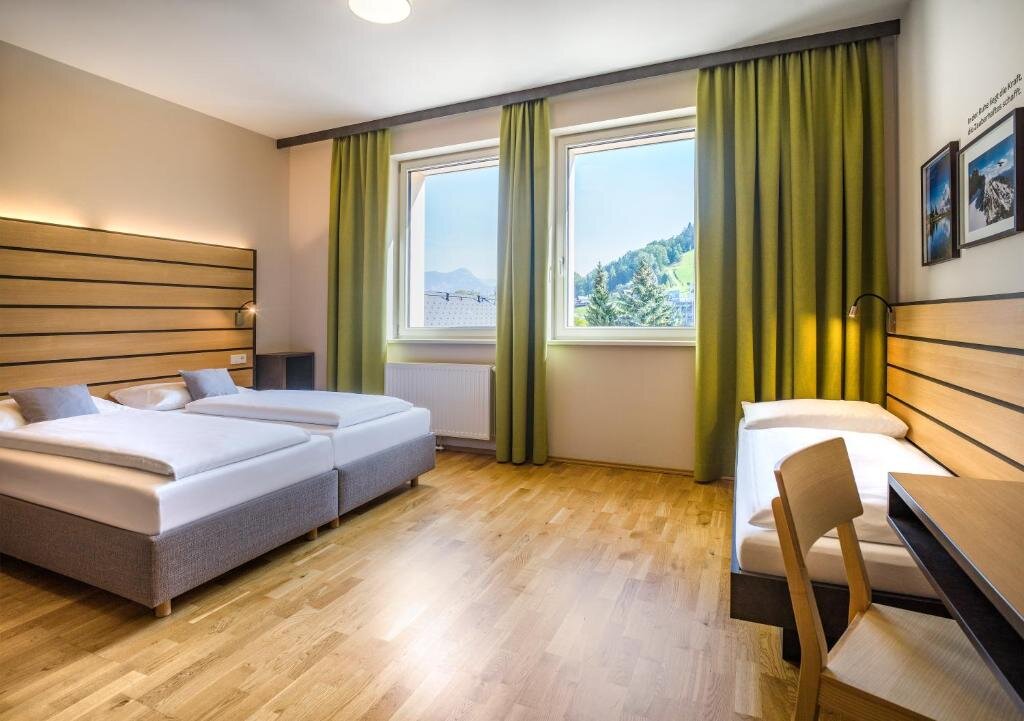 Supérieure triple chambre JUFA Hotel Schladming
