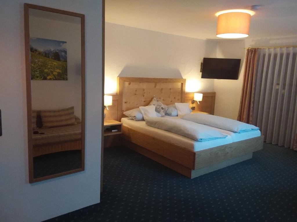 Standard Doppel Zimmer mit Gartenblick Landhaus Seehof