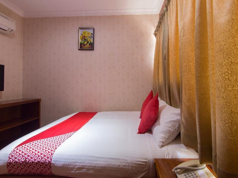 Standard simple chambre Super OYO 998 Queen City Hotel