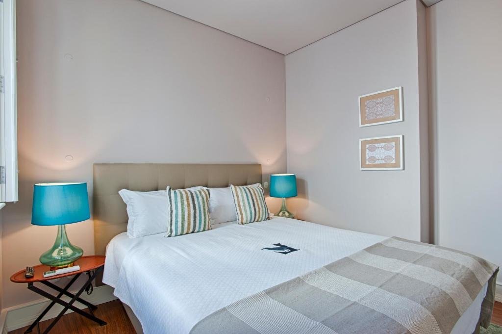 Семейные апартаменты с 2 комнатами Chiado Camões Apartments | Lisbon Best Apartments