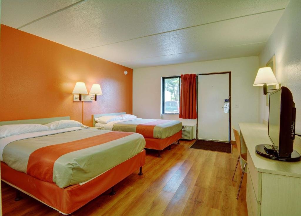 Standard Vierer Zimmer Motel 6 Chicopee, MA - Springfield