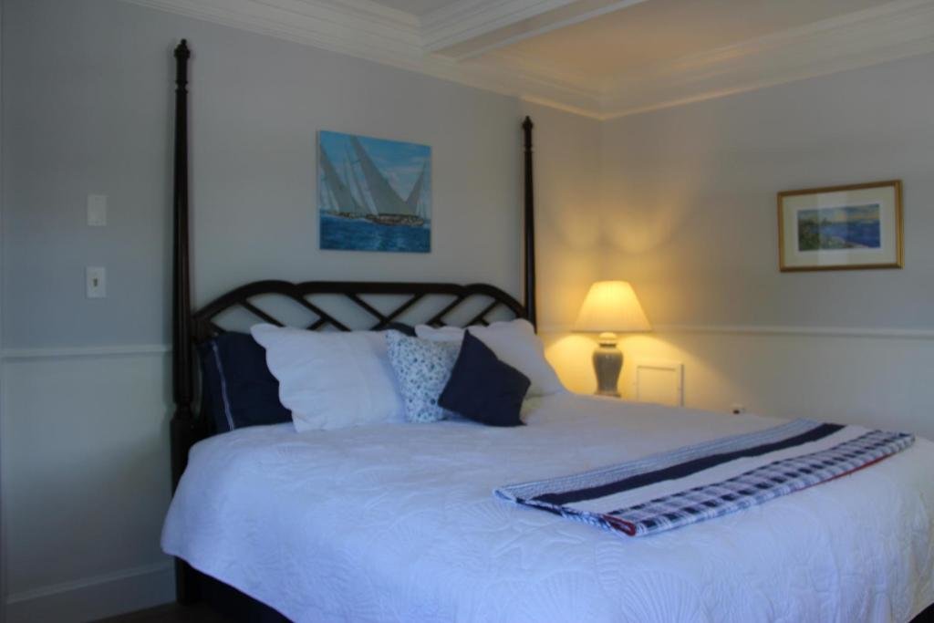 Standard Doppel Zimmer mit Gartenblick Harbor House Inn