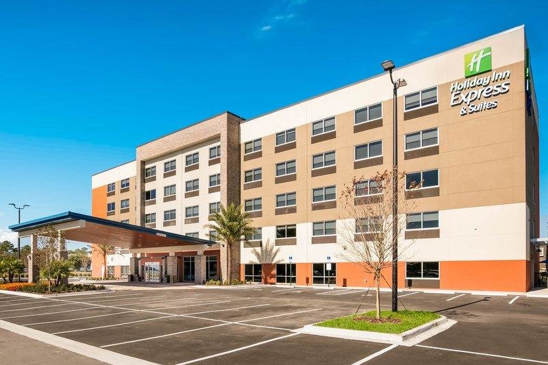 Standard Single room Holiday Inn Express & Suites Jacksonville - Town Center, an IHG Hotel