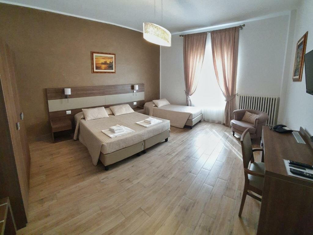 Standard Dreier Zimmer mit Gartenblick Villa Cavour