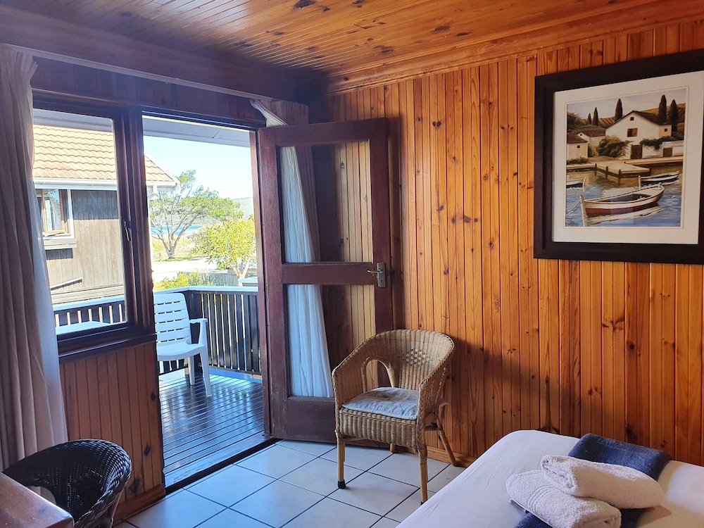 Economy Doppel Zimmer mit Balkon Lakeside Accommodation