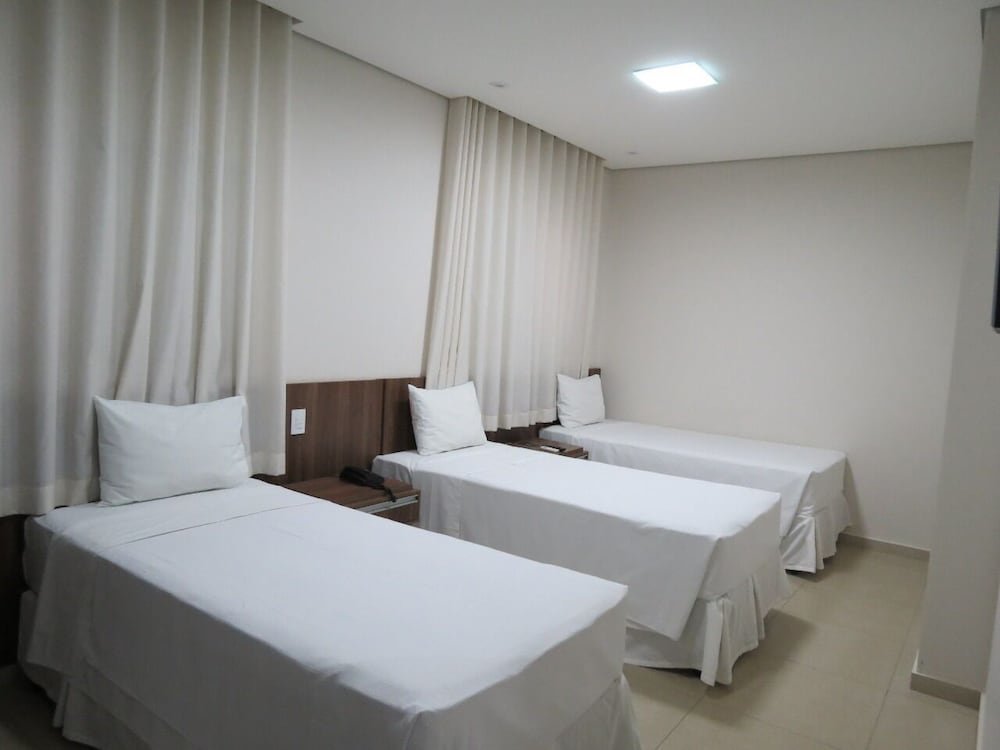 Standard Triple room Serata Hotel