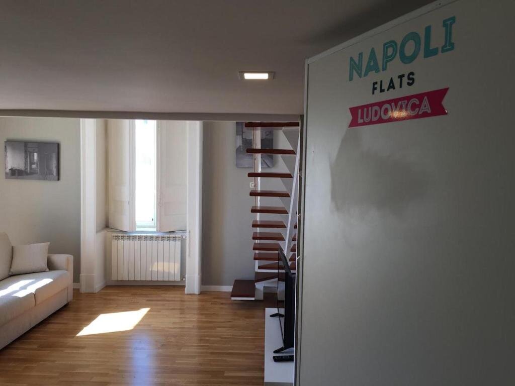 Апартаменты Napoli Flats