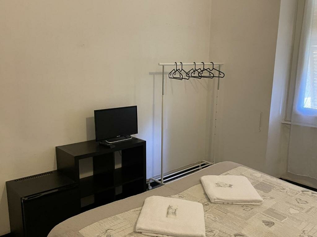 Standard Doppel Zimmer Albergo Novecento