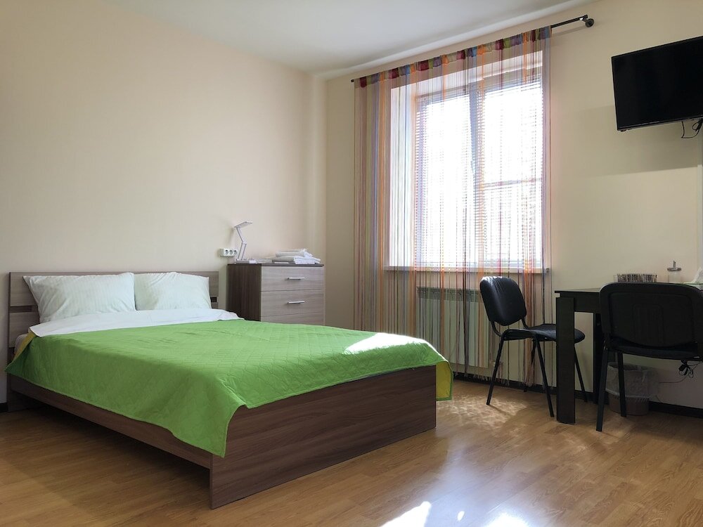 Кровать в общем номере (женский номер) Отель Экспромед