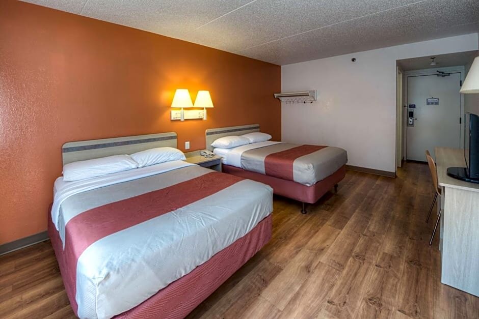 Номер Deluxe Motel 6-Branford, CT - New Haven