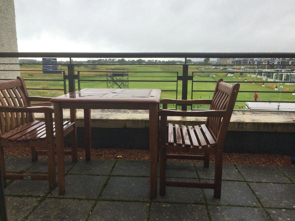 Двухместный номер Deluxe с балконом и с видом на поле для гольфа Carnoustie Golf Hotel 'A Bespoke Hotel’