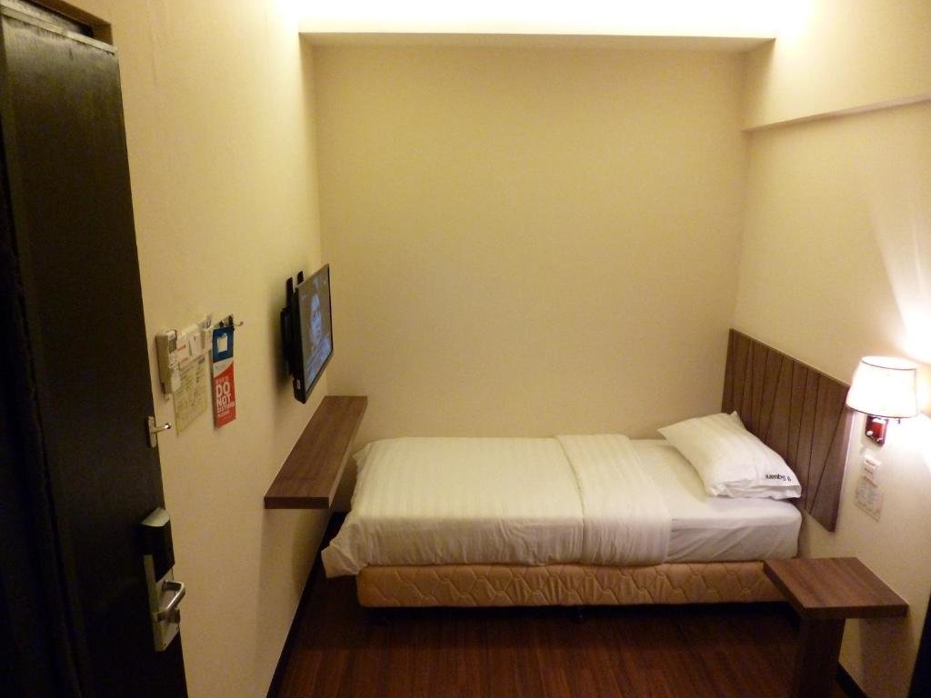 Standard Single room 9 Square Hotel - Bangi
