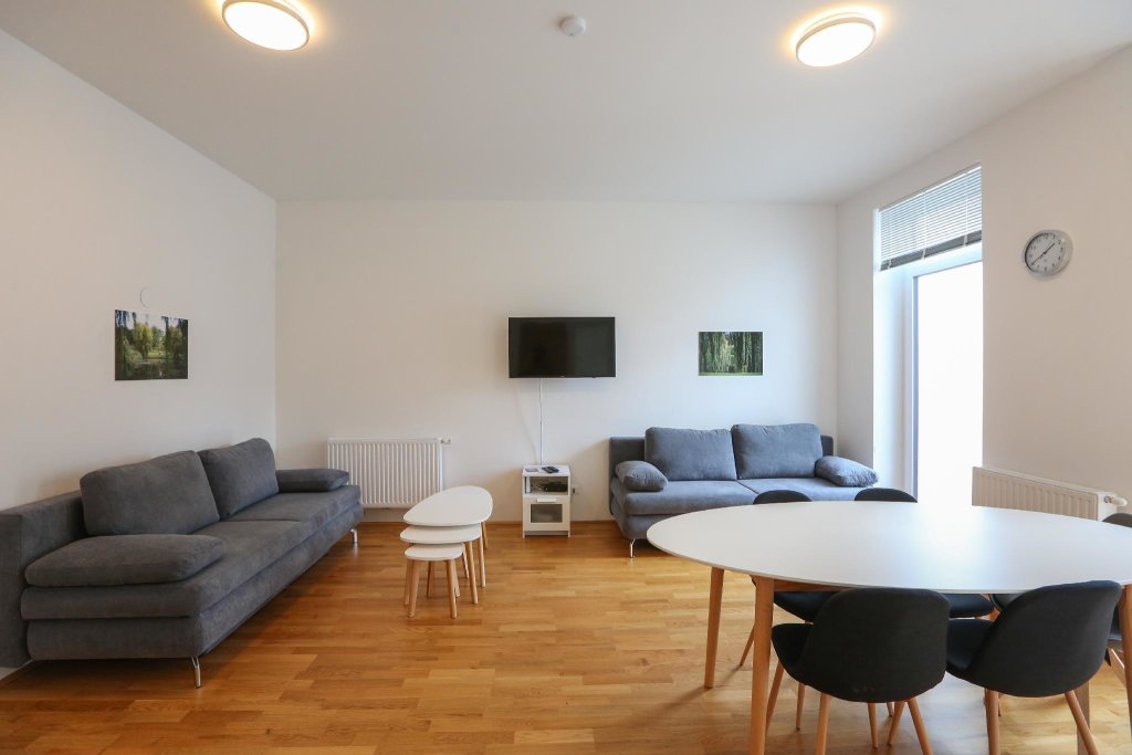 Апартаменты 4 Beds and More Vienna Apartments - Contactless check-in