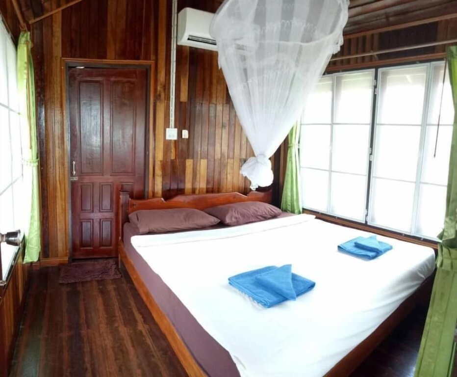 1 Bedroom Standard room beachfront I-Lay House Koh Kood