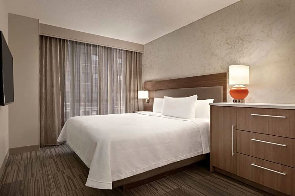 Двухместный люкс c 1 комнатой с видом на город Home2 Suites By Hilton Chicago River North
