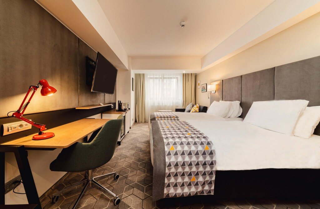 Номер Premium Отель Holiday Inn Bucharest - Times