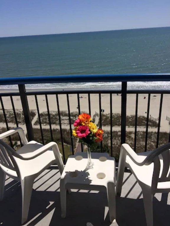 Standard Vierer Zimmer mit Balkon und mit Blick Boardwalk Beach Resort