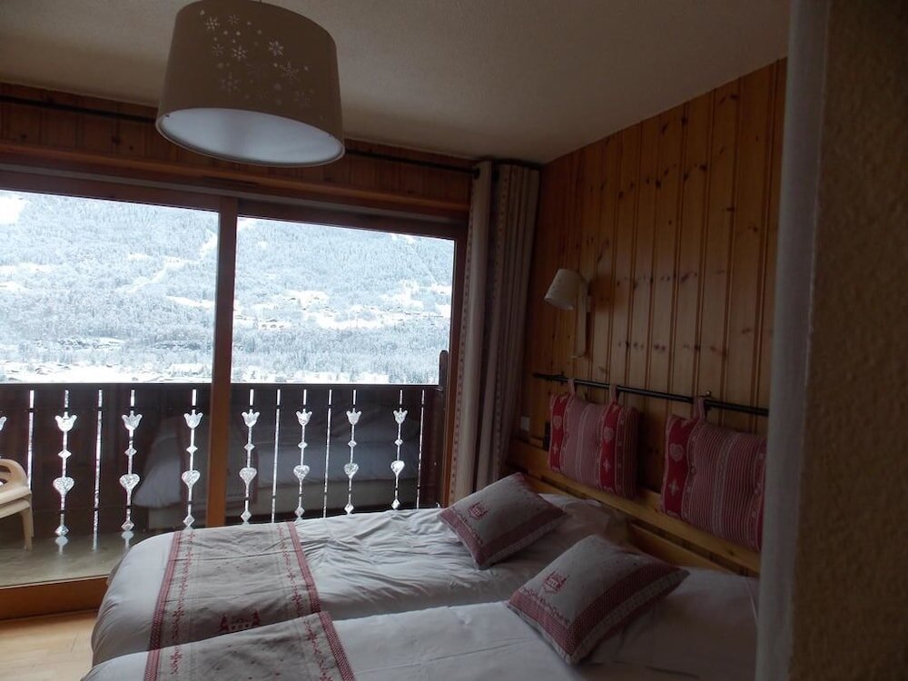 Standard Dreier Zimmer mit Balkon Edelweiss