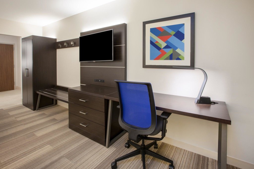 Standard Vierer Zimmer Holiday Inn Express And Suites Colorado Springs South I-25, an IHG Hotel