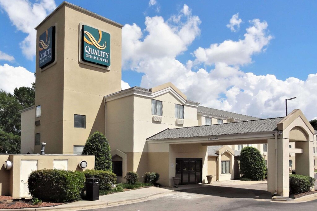 Standard Vierer Zimmer Quality Inn & Suites Raleigh North Raleigh