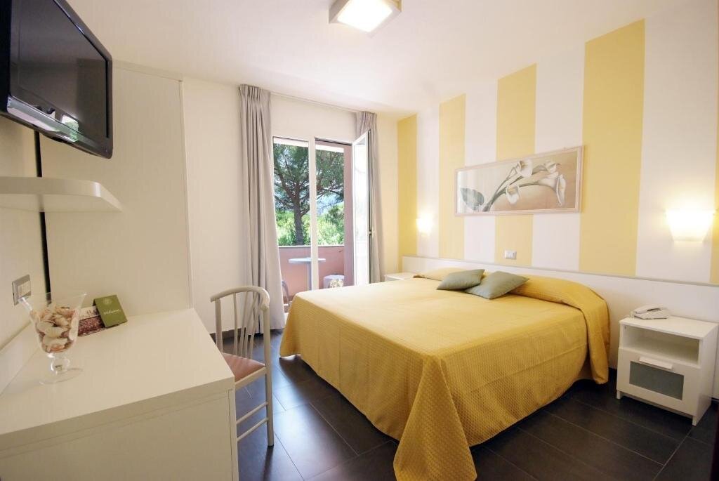 Standard Doppel Zimmer mit Balkon Hotel dei Coralli