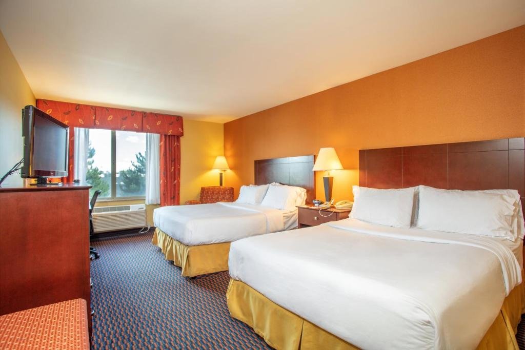 Двухместный номер Standard Holiday Inn Express Hotel & Suites Richland