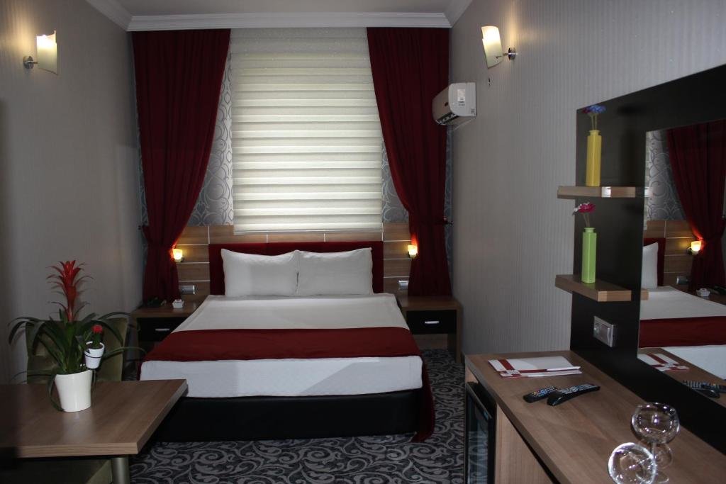 Standard Doppel Zimmer Plaza Hotel Izmir