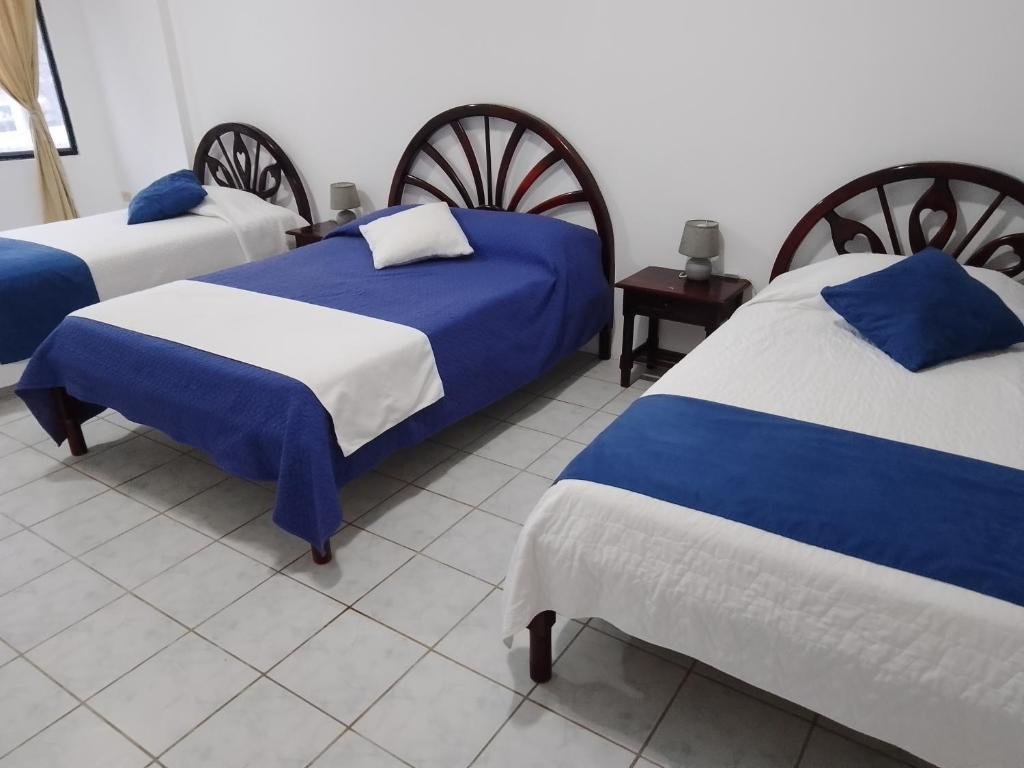 Cama en dormitorio compartido Hotel Isla del descanso