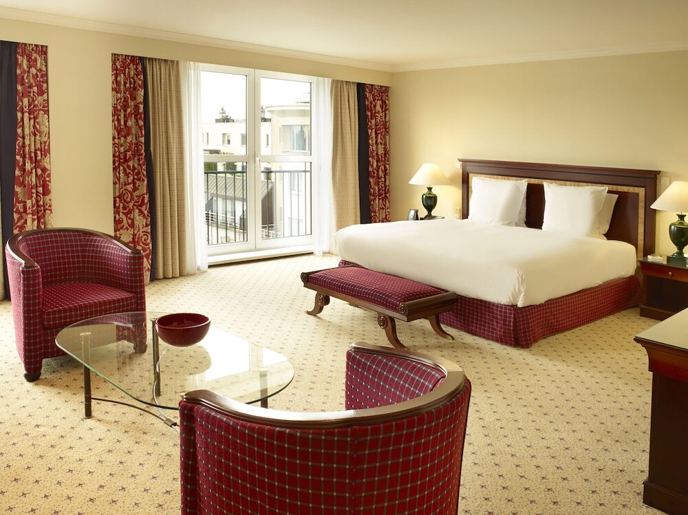 Двухместный полулюкс Hilton Antwerp Old Town