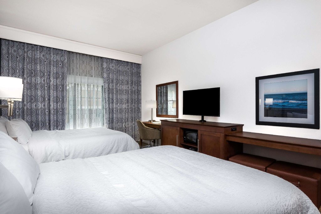 Standard Vierer Zimmer Hampton Inn & Suites Florence Center